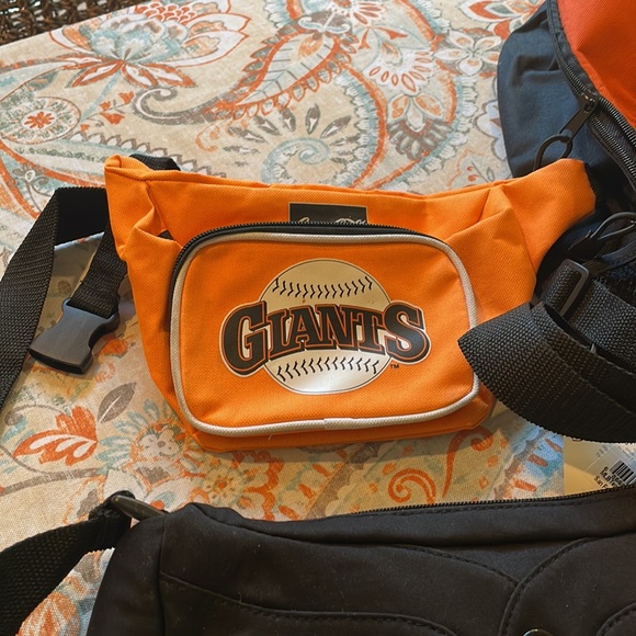 Three SF Giants bags - Picture 2 of 4